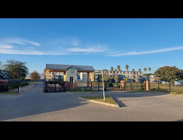 2 BEDROOM APARTMENT FOR SALE IN MADADENI D